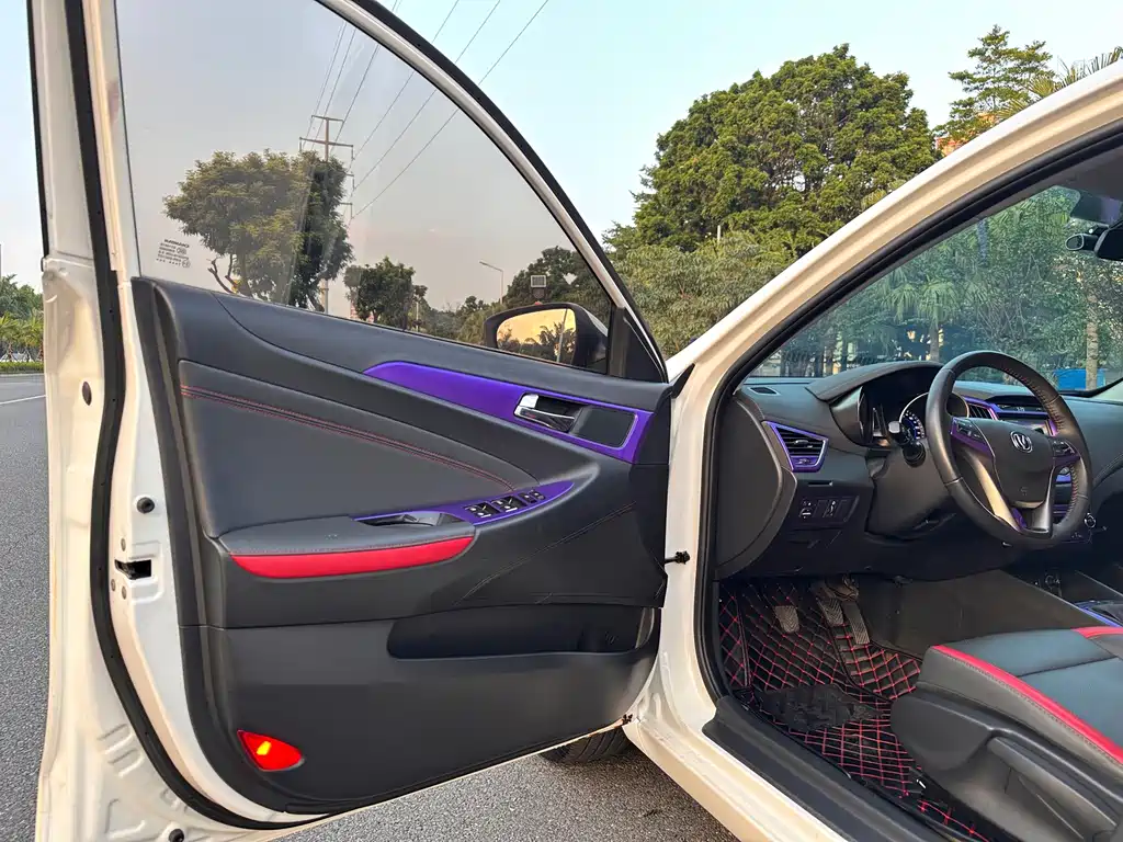 Changan Eado XT — миниатюра 11