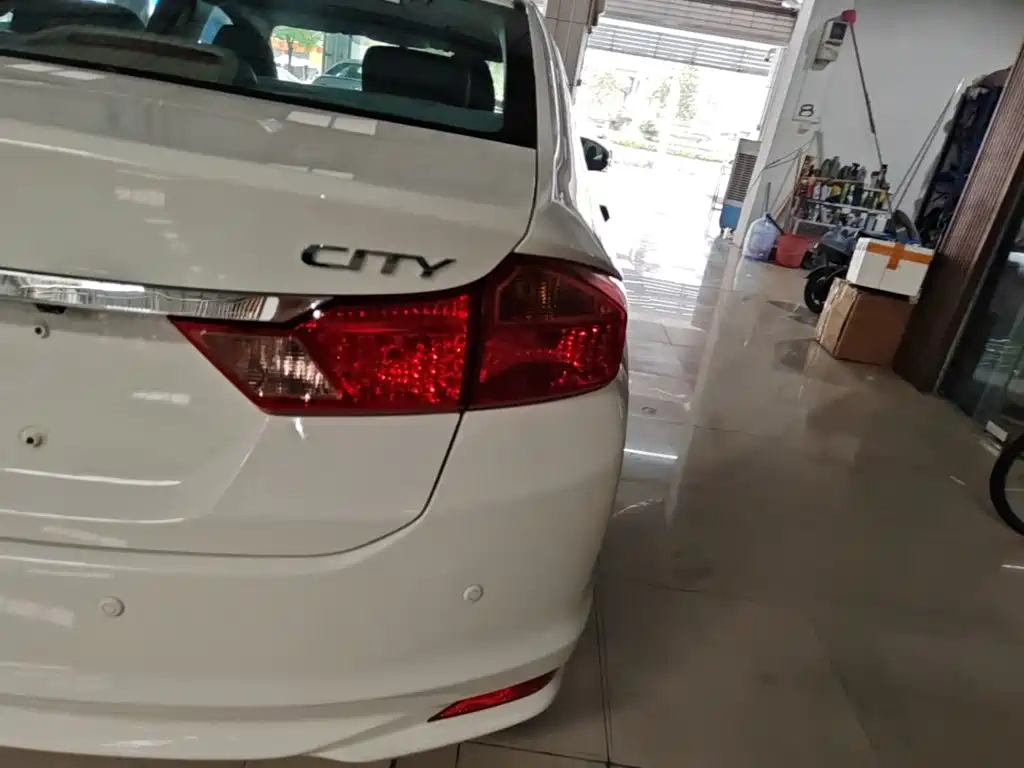 Honda City — миниатюра 8