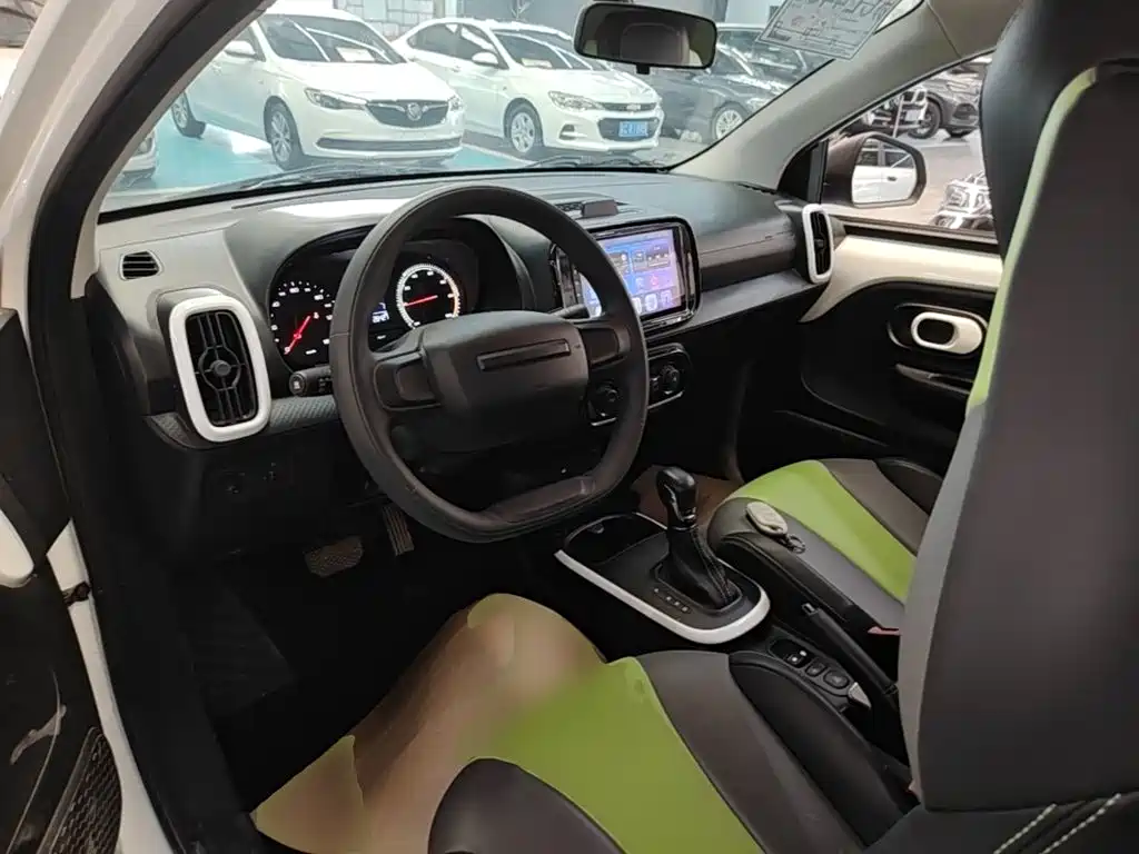 Roewe Clever — миниатюра 16