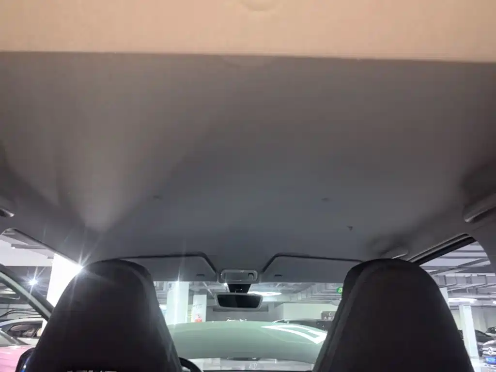 Wuling MINIEV — миниатюра 18