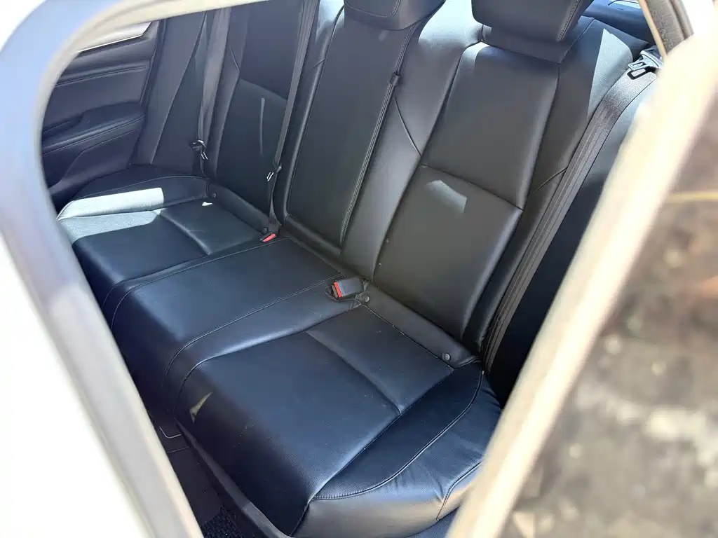 Honda Accord — миниатюра 11