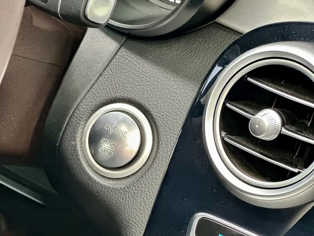 Mercedes-Benz GLC — миниатюра 31