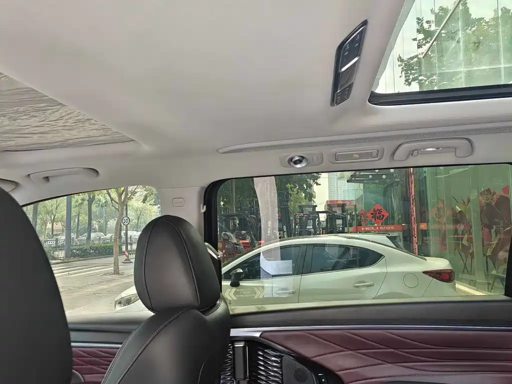 GAC Motor Trumpchi M8 — миниатюра 5