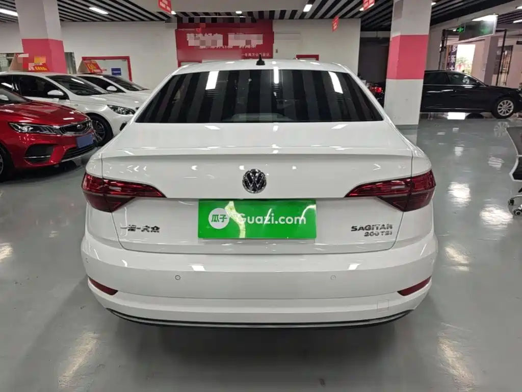 Volkswagen Sagitar — миниатюра 6
