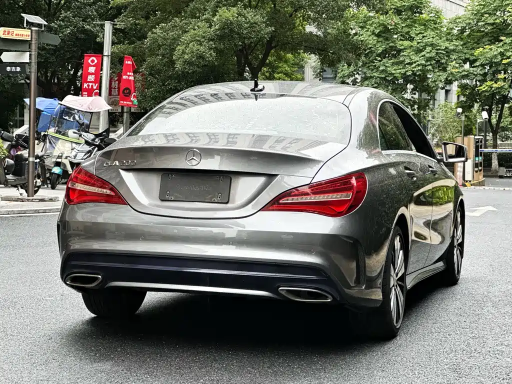 Mercedes-Benz CLA 2017 CLA 200 Fashion