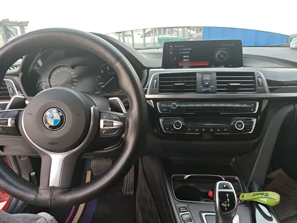 BMW 3 Series — миниатюра 10