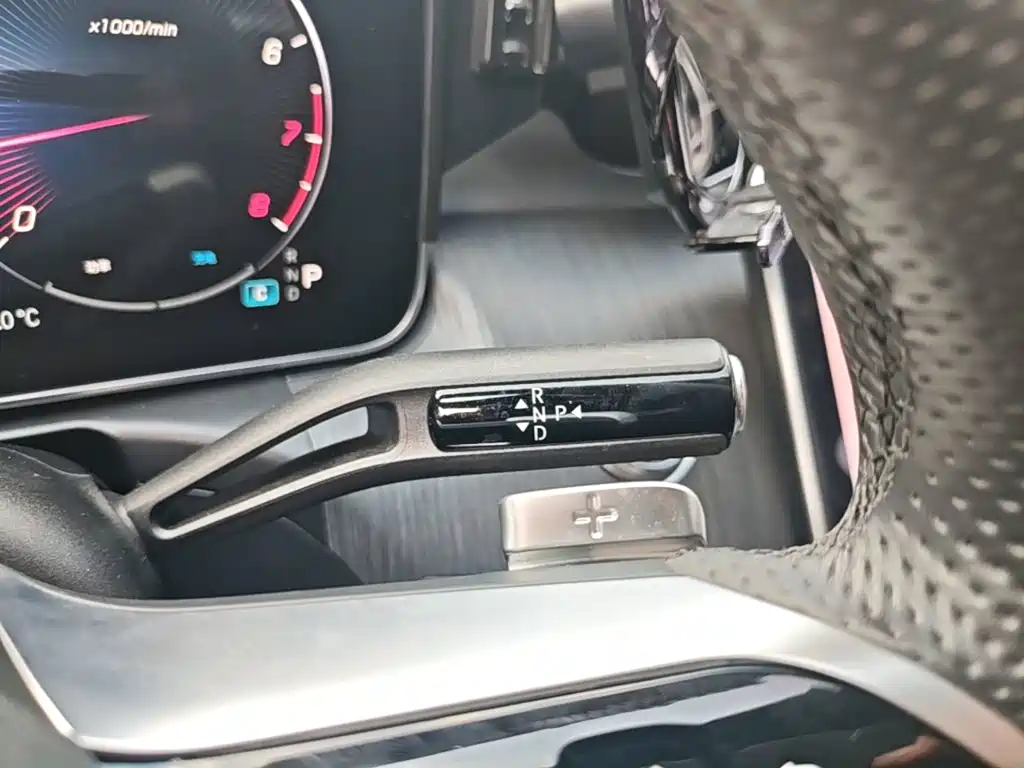 Mercedes-Benz C-Class — миниатюра 14