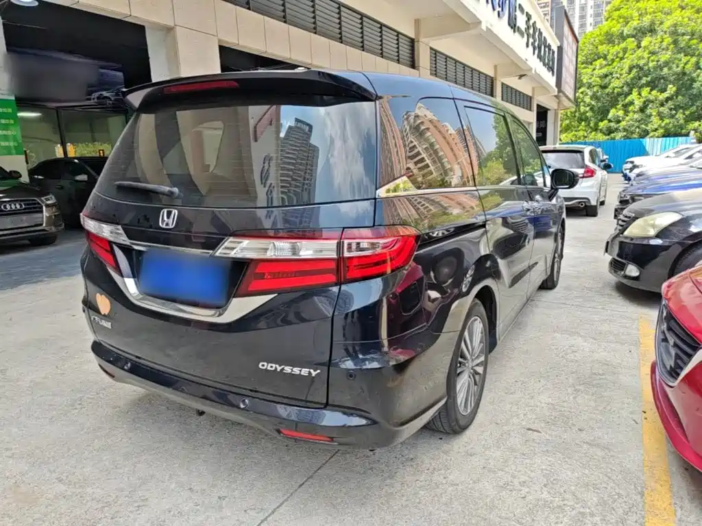 Honda Odyssey — миниатюра 7