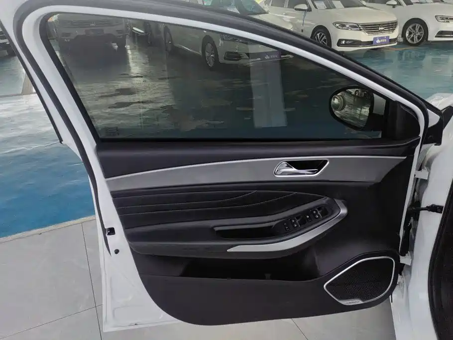Chery Arrizo 5 — миниатюра 7