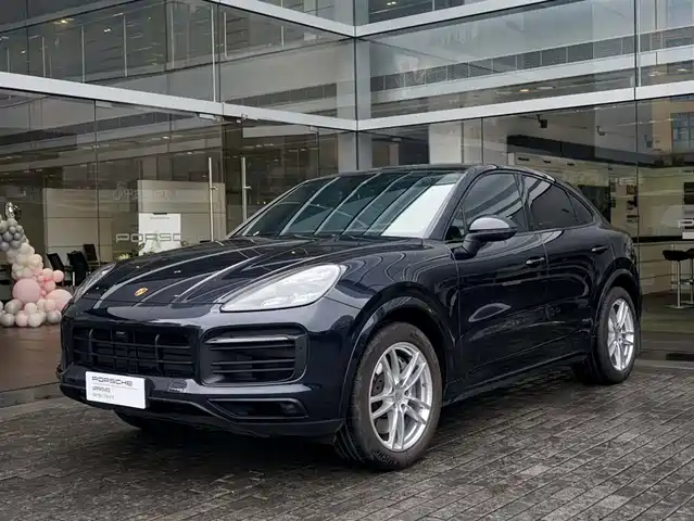 PORSCHE CAYENNE 2020