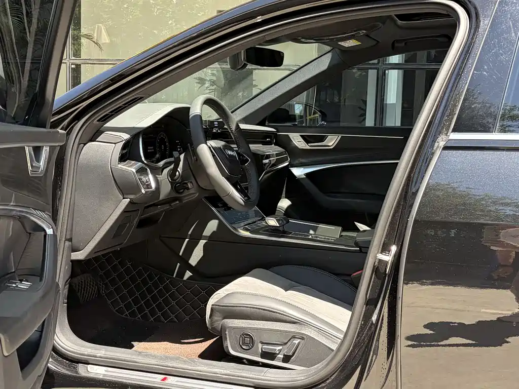 Audi A6L 2024 45 TFSI quattro