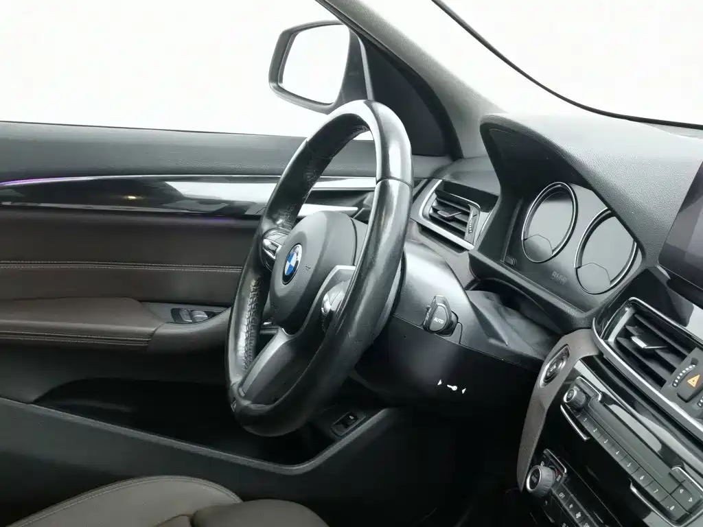 BMW X1 — миниатюра 22