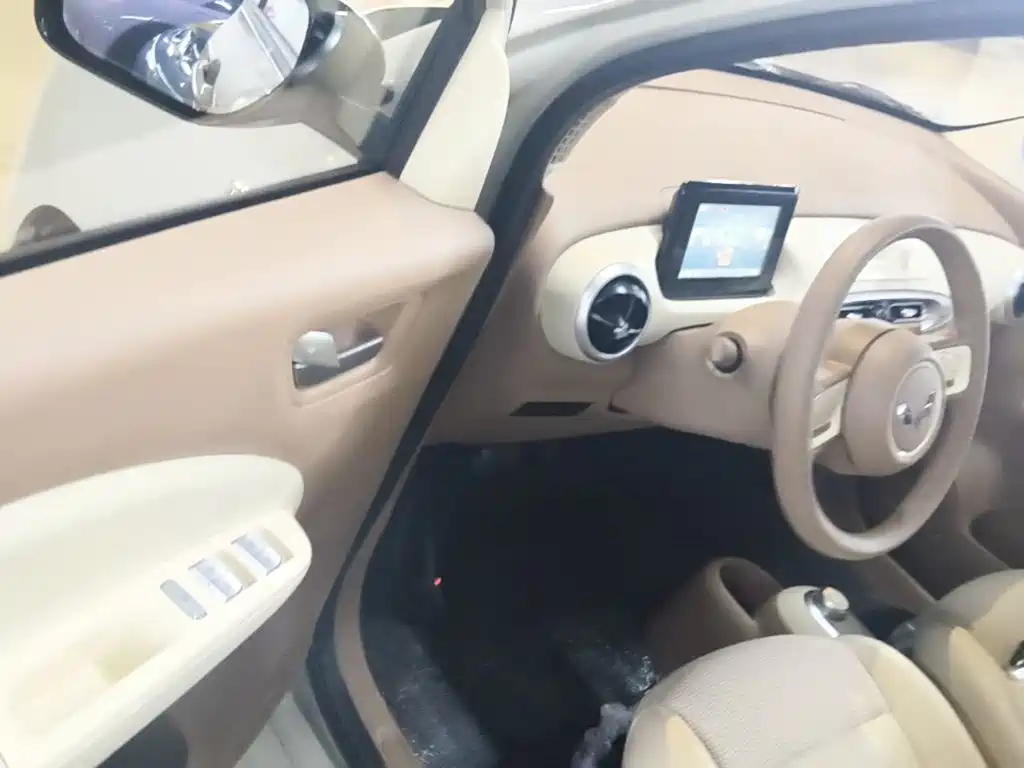 Wuling MINIEV — миниатюра 16