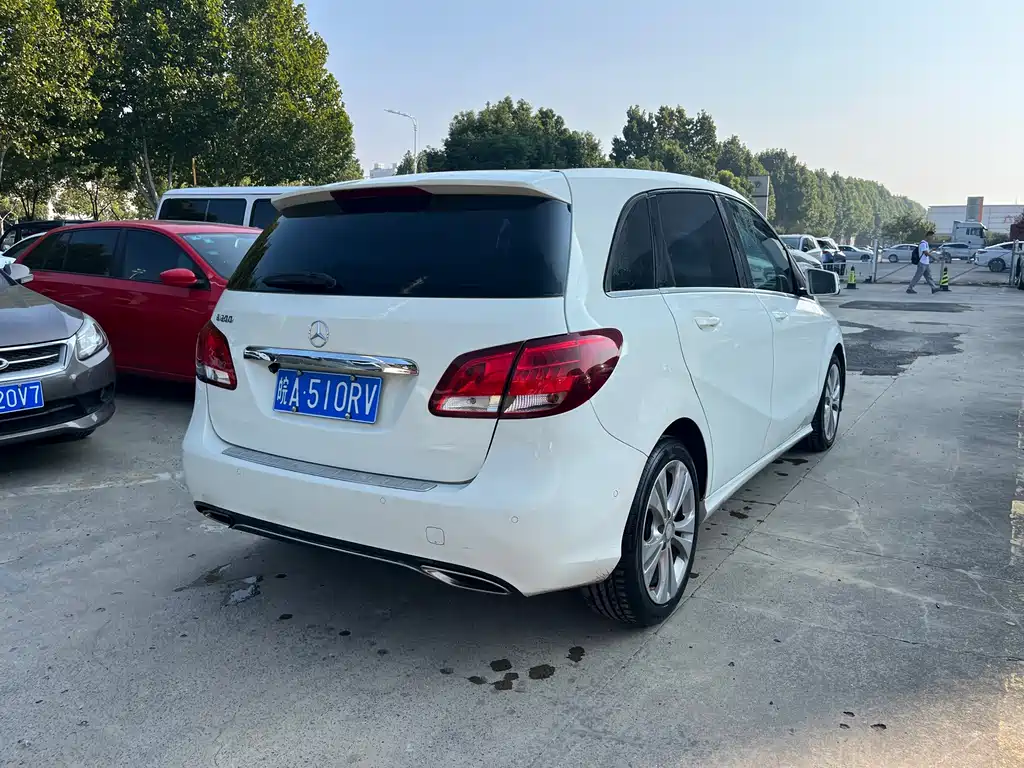 Mercedes-Benz B-Class — миниатюра 16