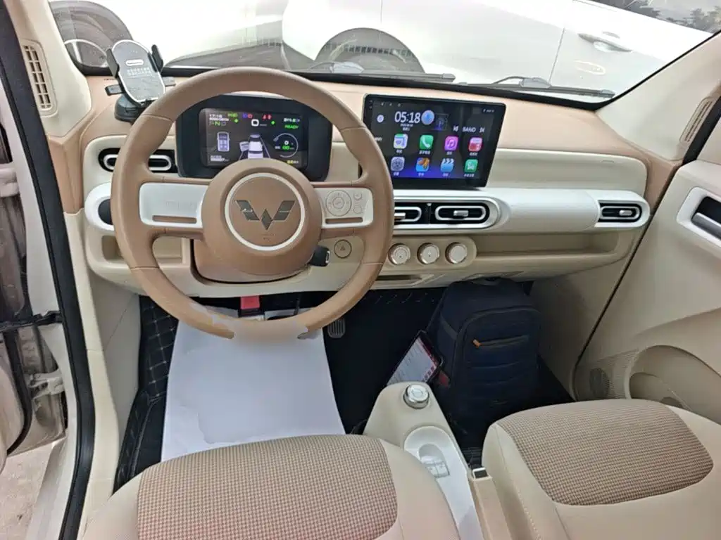 Wuling MINIEV — миниатюра 10