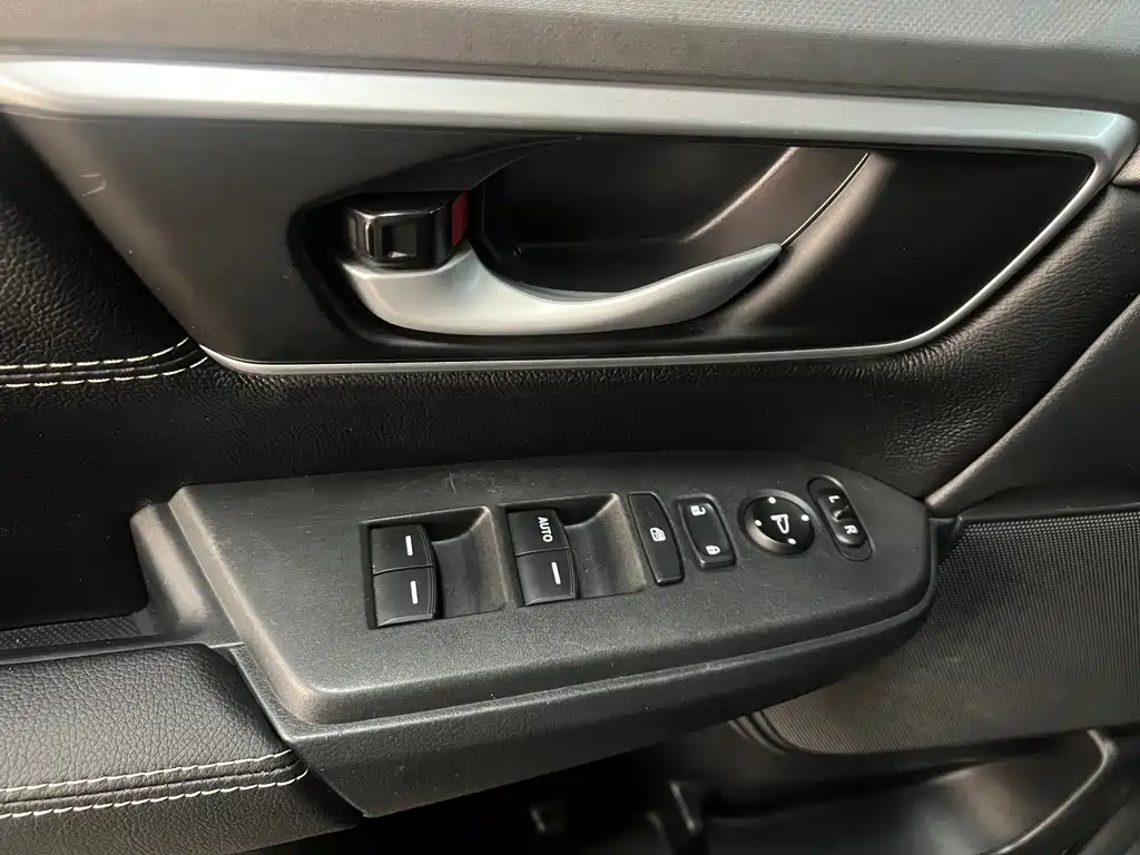 Honda CR-V — миниатюра 10