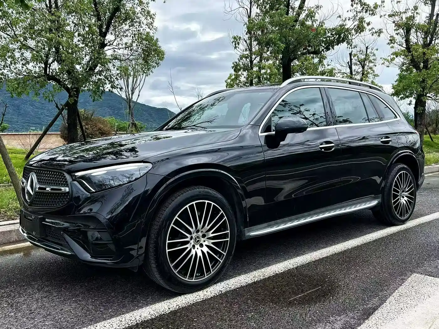 奔驰GLC 2023款 GLC 300 L 4MATIC 豪华型 5座 2023