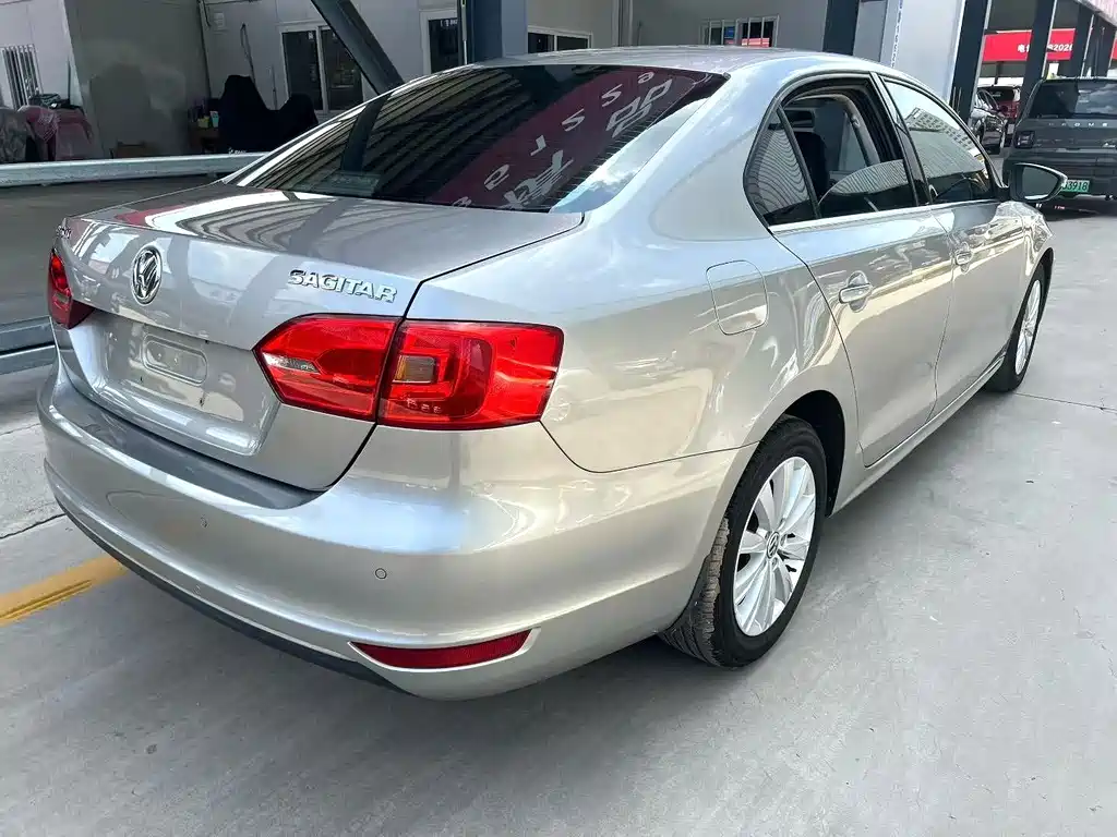 Volkswagen Sagitar — миниатюра 8