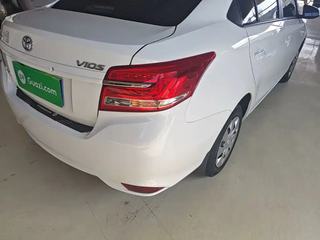 Toyota Vios — миниатюра 8