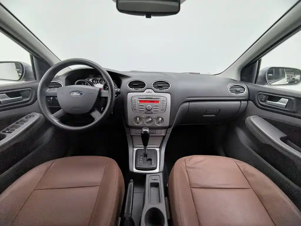 Ford Focus — миниатюра 5
