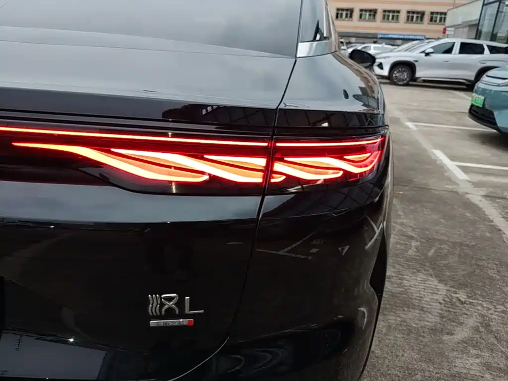 BYD Han L — миниатюра 8