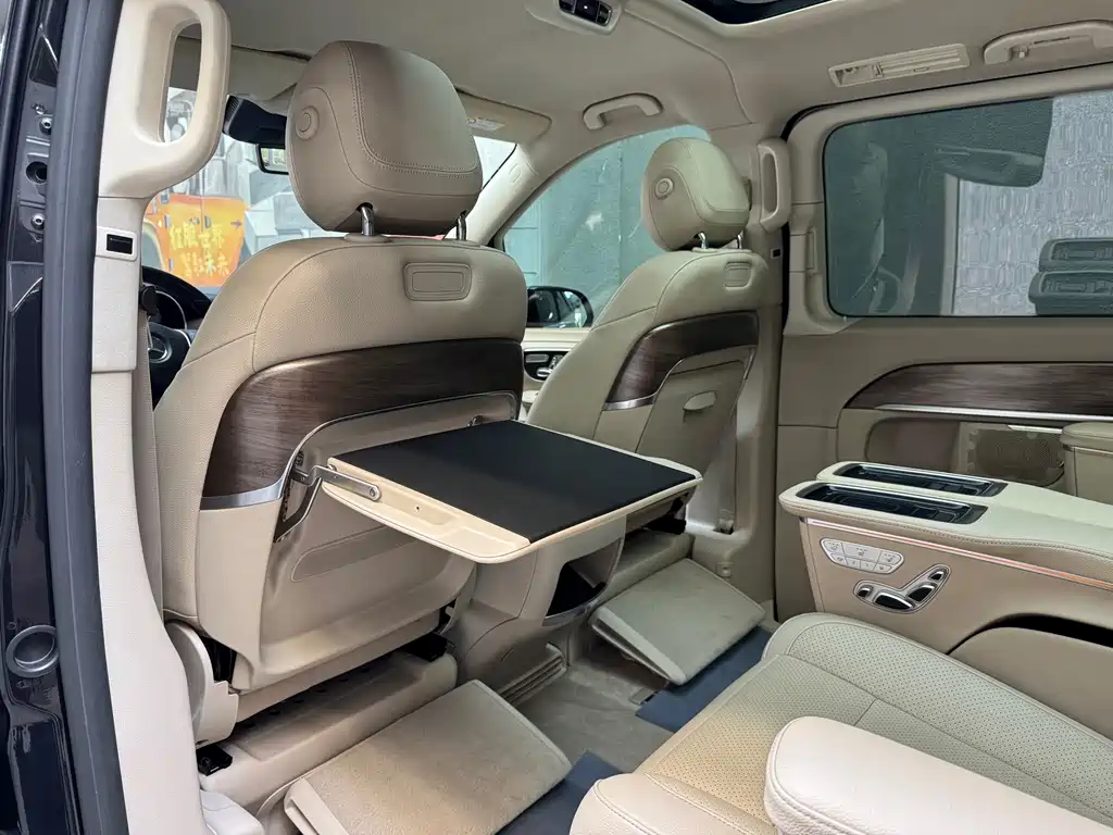 Mercedes-Benz V-Class — миниатюра 14