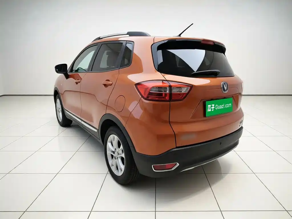 Changan CS15 — миниатюра 4
