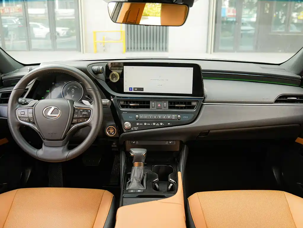 Lexus ES — миниатюра 16