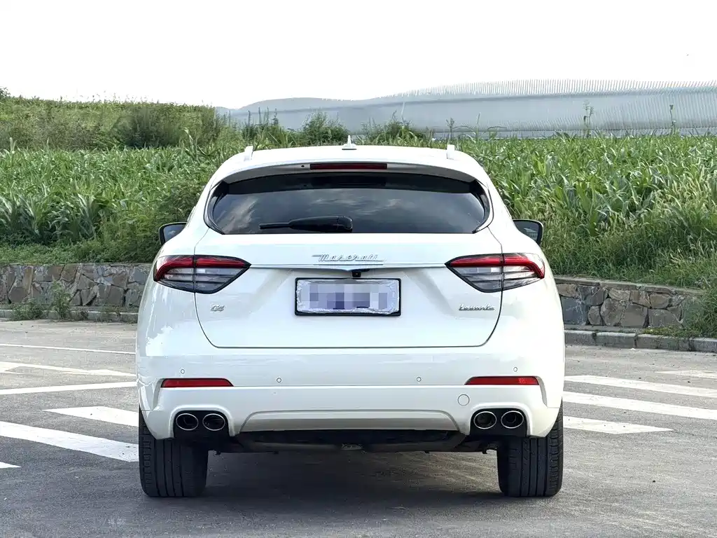 Maserati Levante — миниатюра 14