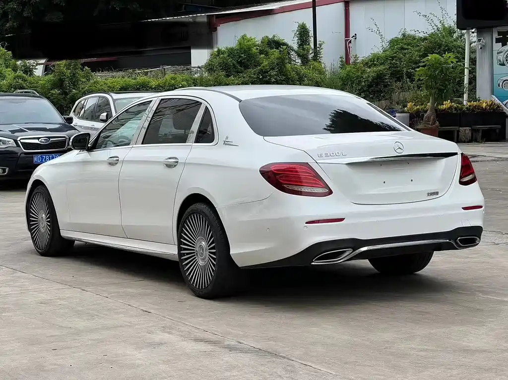 Mercedes-Benz E-Class E 2016 E 300 L Sport Fashion