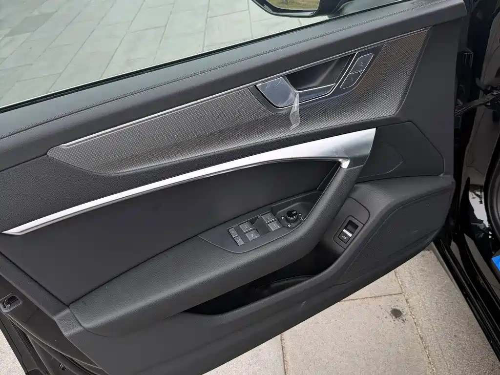 Audi A6L — миниатюра 14