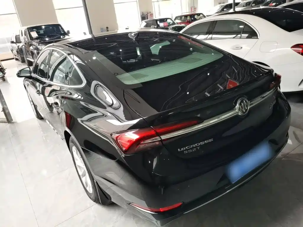 Buick LaCrosse — миниатюра 5