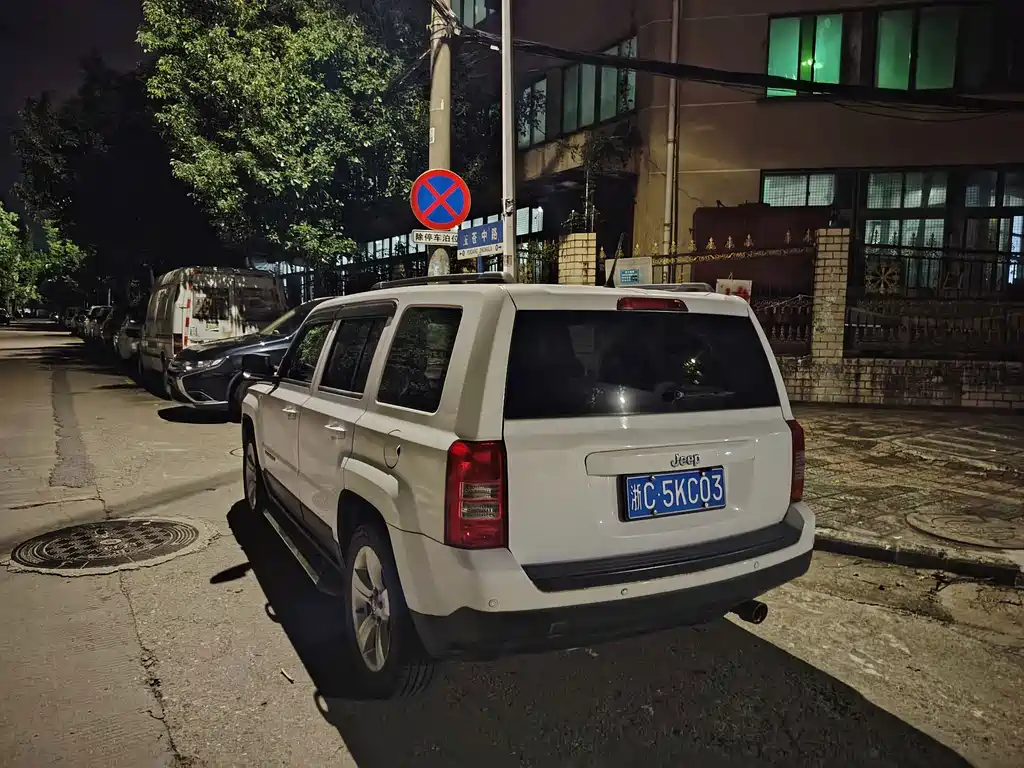 Jeep Patriot — миниатюра 9
