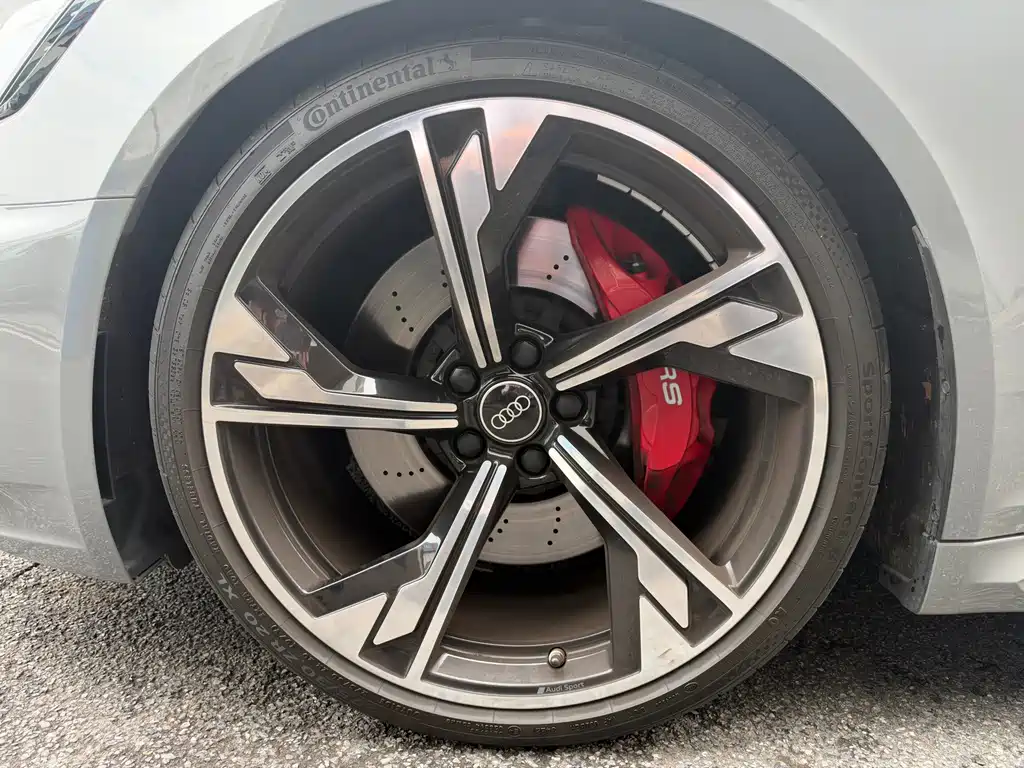Audi RS 4 — миниатюра 10