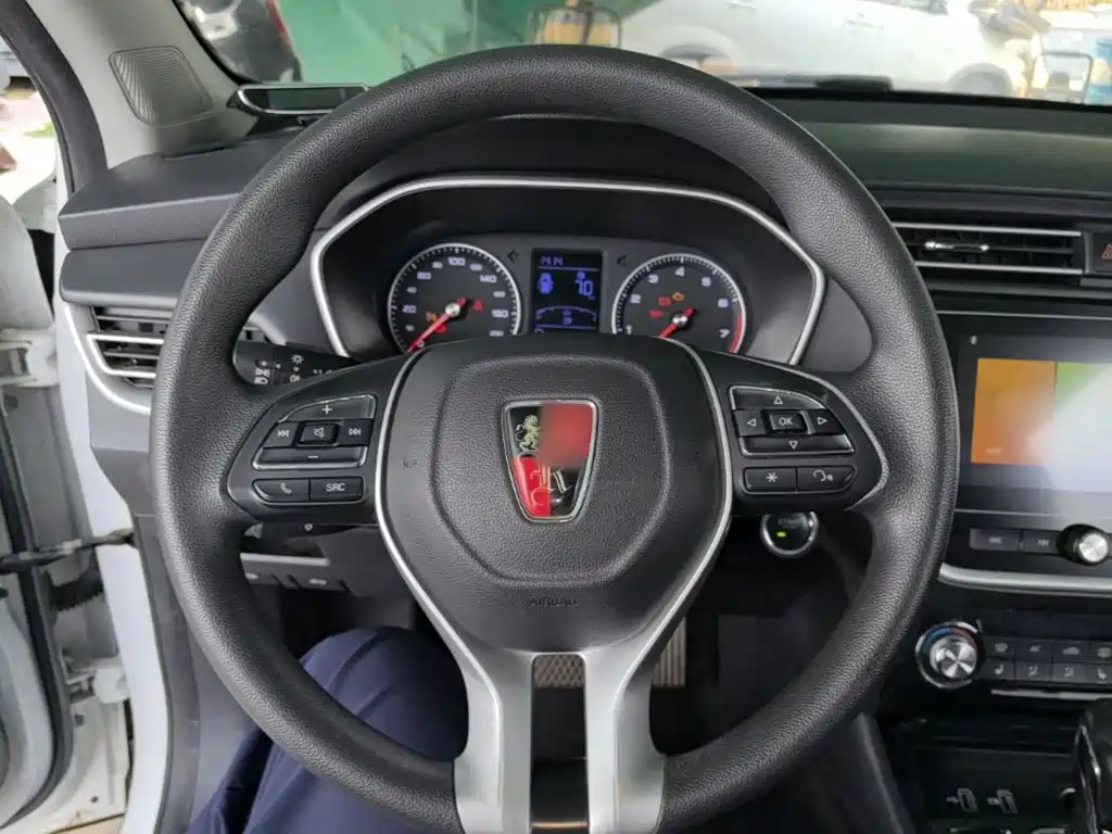 Roewe RX3 — миниатюра 11