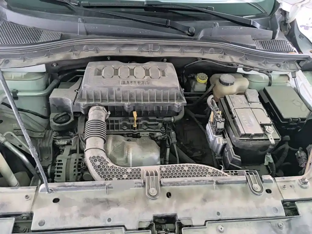 Roewe RX3 — миниатюра 20