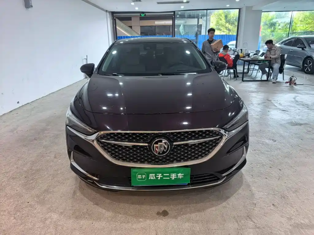 Buick LaCrosse — миниатюра 2