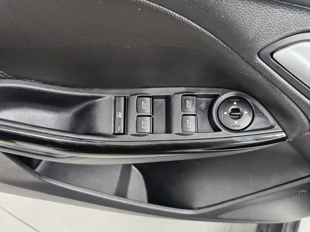 Ford Focus — миниатюра 9