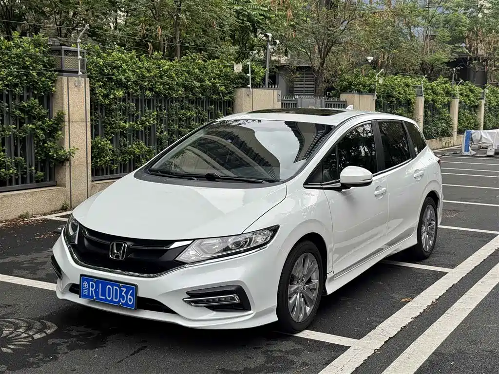 Honda Jade 2017