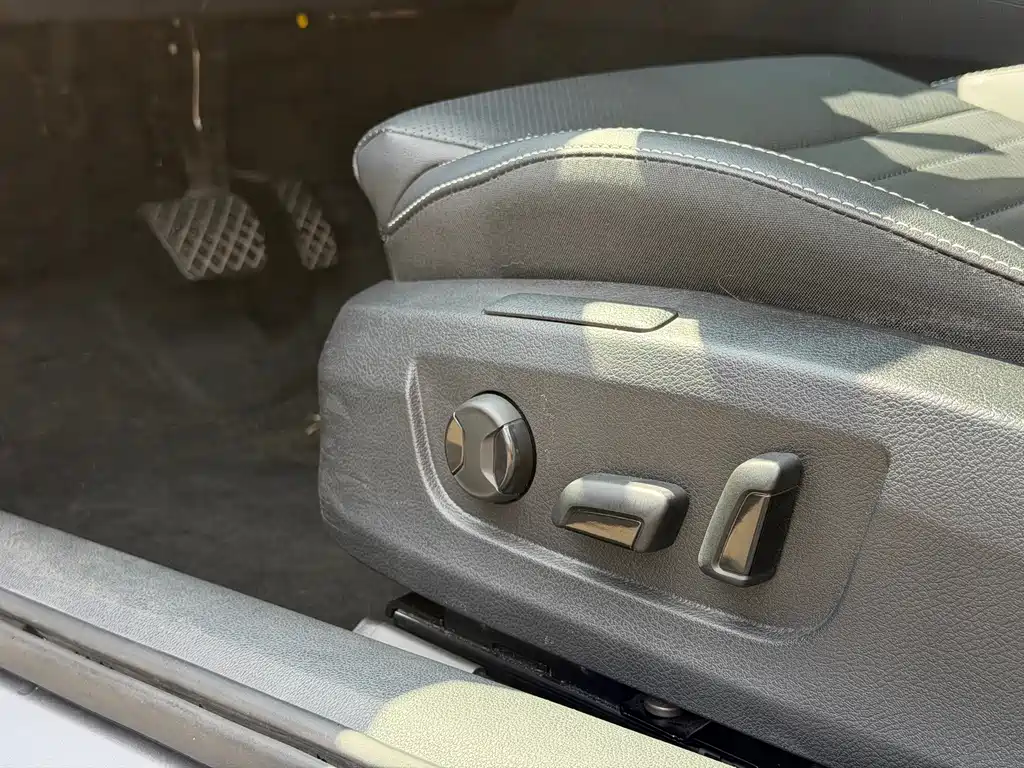 Skoda Superb — миниатюра 21