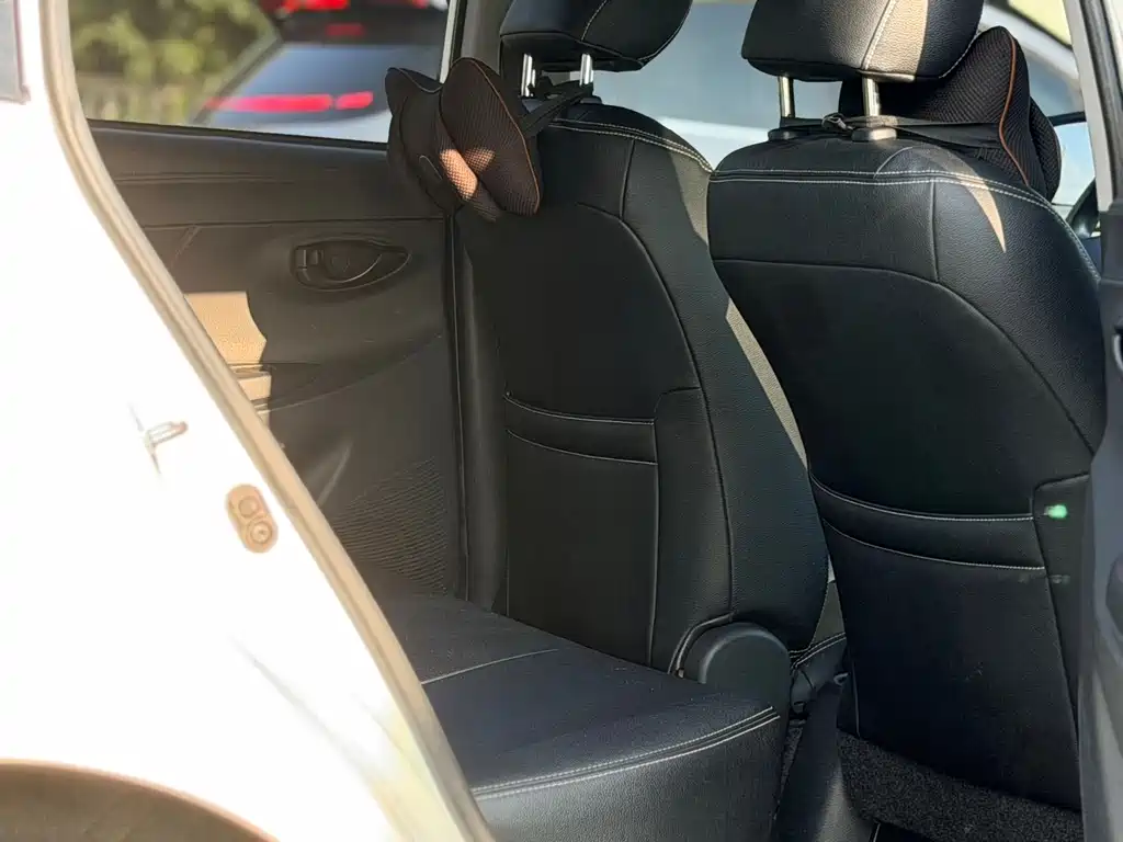Toyota Vios FS — миниатюра 7