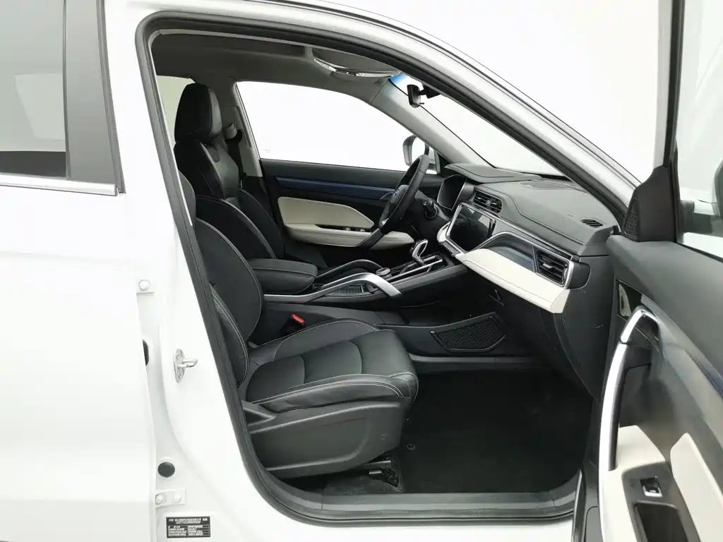 Geely Boyue — миниатюра 23