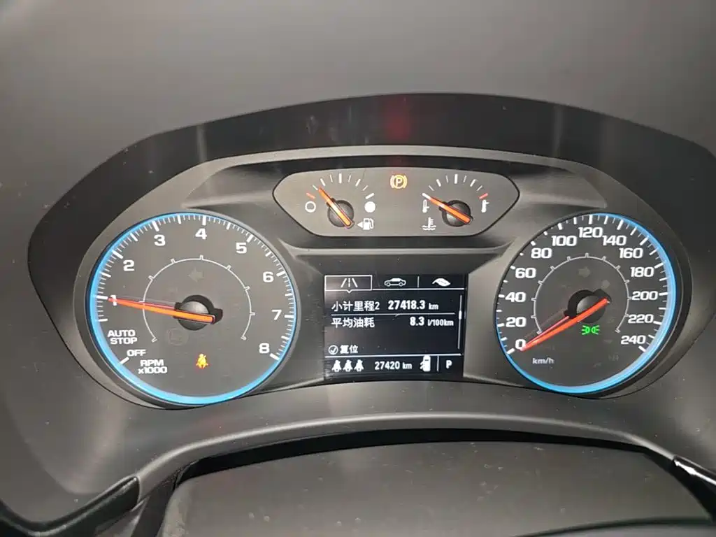 Chevrolet Equinox — миниатюра 12