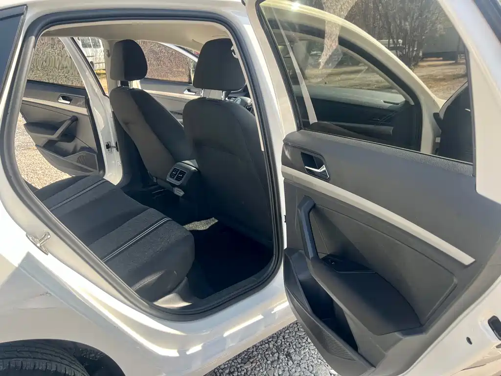 Volkswagen Lavida — миниатюра 18
