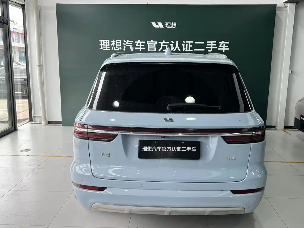 Li Auto ONE 2021 6 мест