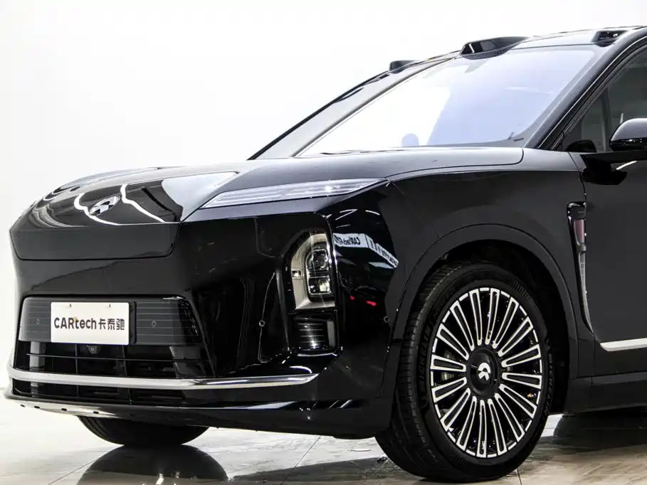 NIO ES8 — миниатюра 9