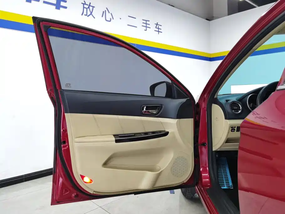 Changan Eado — миниатюра 7