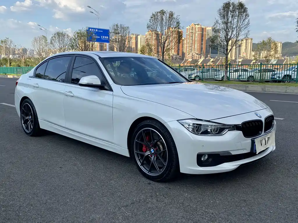 BMW 3 Series — миниатюра 2