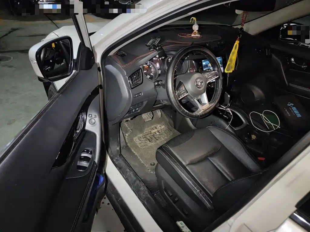 Nissan X-Trail — миниатюра 14