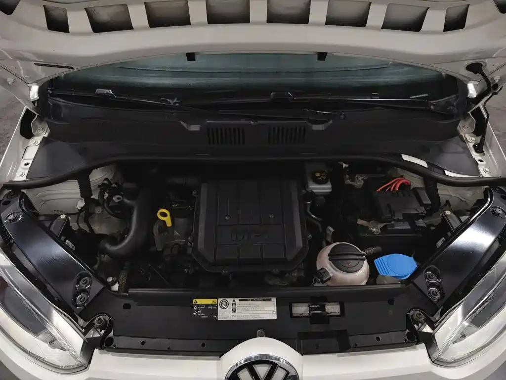 Volkswagen up! — миниатюра 6